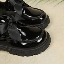 1 Pair Black Glossy Bow Patchwork Children's 2026 Latest Casual Fashion Loafers, Soft Breathable Lining For Better Skin Protection, Non-Slip And Breathable, Suitable For Outdoor, School, Festivals, Parties And Sports - Black - View 6