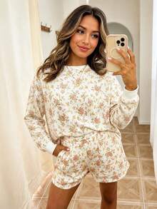 Acelitt Women's Ditsy Floral Casual Set, Ribbed Trim, Comfortable Round Neck Top And Shorts 2 Pieces Set, Loungewear Elegant Vacation - Multicolor - View 1