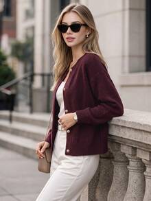 DONICY Cardigan Rajut Pendek Longgar Wanita Warna Burgundy dengan Kerah Bulat dan Kancing Emas Timbul Bergaya Vintage, Jaket Lapisan Lembut dan Nyaman untuk Pemakaian Sehari-hari di Musim Semi dan Gugur - Burgundy - View 7