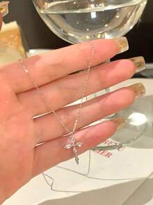 女款復古銀色十字架項鍊，小眾精緻奢華高端鎖骨鏈，2026新款頸鍊 - 十字架升級 - 查看 5