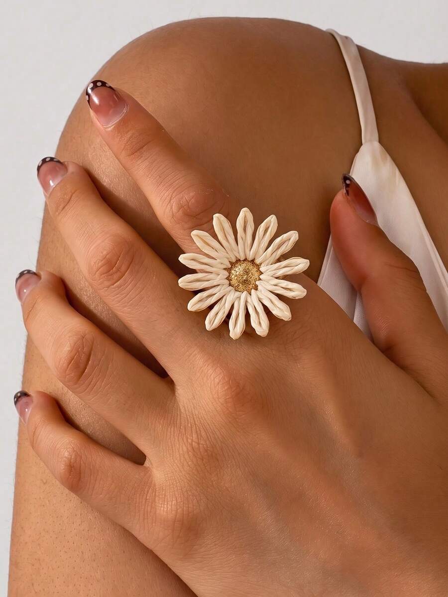 1pc Summer Fresh Style Woven Flower Raffia Grass Rhinestone Open Ring, Suitable For Women Beach Vacation Daily Outfit Matching Accessory - White - View 1