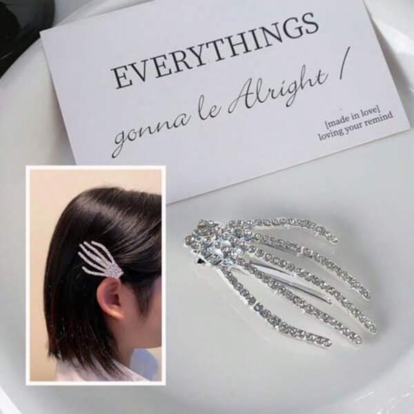 2pcs Skull Hand Shaped Hair Clips, Gothic Silver Rhinestone Skull Hand Headband, Punk Ghost Hand Hair Clips, Women's Halloween Decoration Adult Props