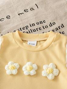 Autumn/Winter Baby Girl Cute Stylish Cream 3D Floral Long Sleeve Set & Plaid Patchwork 2 In 1 Top With Drapey Ribbed Flare Pants Casual Outfit - Yellow - View 11