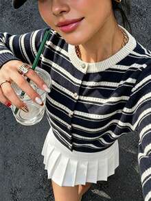 This Women's Fashion Striped Cardigan, Long Sleeve Design With Button Details, Is The Perfect Choice For Creating A Cute Autumn Look - Multicolor - View 2