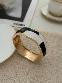 Brazalete de esmalte vintage en blanco y negro, brazalete de aleación con efecto de goteo de aceite de color contrastante retro, brazalete de lujo ligero para uso diario para mujeres, brazalete de esmalte vintage francés en bloques de color blanco y negro - Multicolor - Ver 16