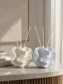 1pc Irregular Ruffled Petal Reed Diffuser Bottle, Modern Abstract Coral Shape Aromatherapy Bottle, Minimalist Black White Beige Speckled Decorative Vase For Home Bathroom Bedroom Office Table Decor - 1PC - View 2