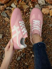 Women's Round Toe Colorblock Soft Sole Flat Lace-Up Style Retro Casual Sneakers For Spring And Autumn Daily Wear - Pink - View 2