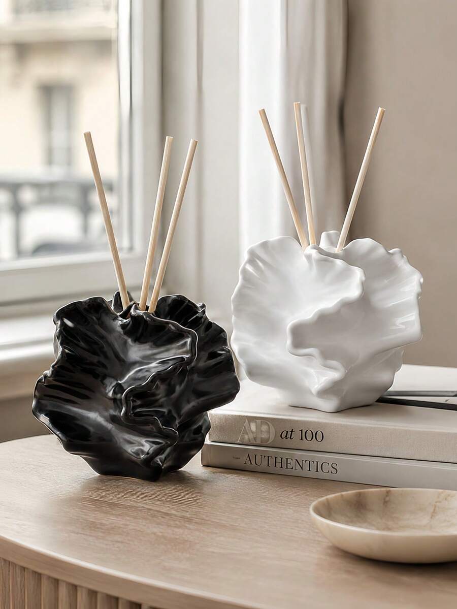 1pc Irregular Ruffled Petal Reed Diffuser Bottle, Modern Abstract Coral Shape Aromatherapy Bottle, Minimalist Black White Beige Speckled Decorative Vase For Home Bathroom Bedroom Office Table Decor - 1PC - View 1