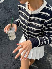 This Women's Fashion Striped Cardigan, Long Sleeve Design With Button Details, Is The Perfect Choice For Creating A Cute Autumn Look - Multicolor - View 5