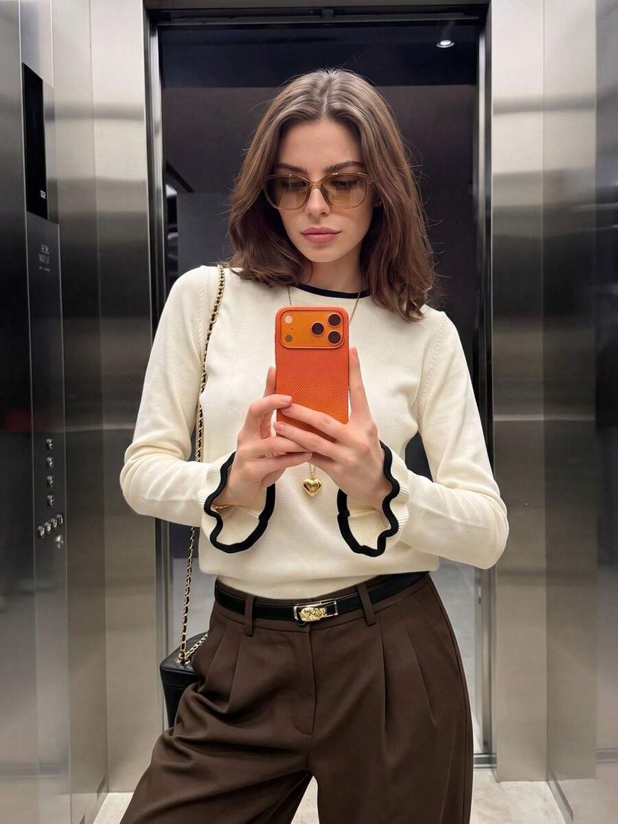 2026 Autumn/Winter Soft Style Round Neck Knit Sweater Women, Contrast Trim Flared Sleeve Slim Fit Flattering Top, Korean Style Versatile Commute Base Layer Knit Sweater - Apricot - View 1