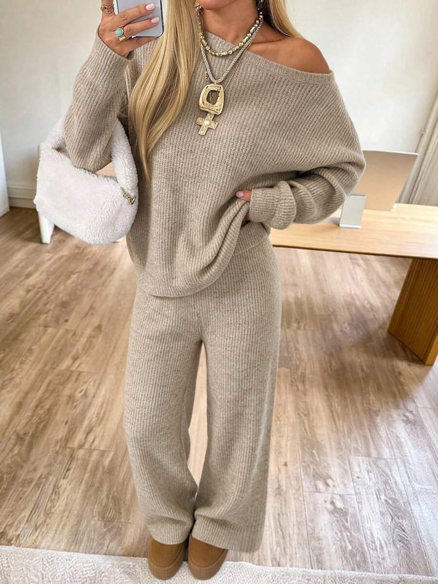 UNTUK KECANTIKAN Musim Gugur Musim Dingin Sweater Wanita Elegan Kasual Y2K Atasan Rajut Bergaris Bahu Terbuka Celana Kaki Lebar Setelan Sweater Dua Potong - Yan - View 1
