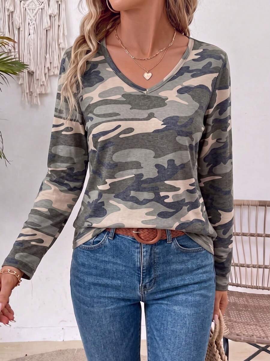 Women's Camouflage V-Neck Long Sleeve T-Shirt, Casual Fashion Outfit For Autumn/Winter - Army Green - View 1