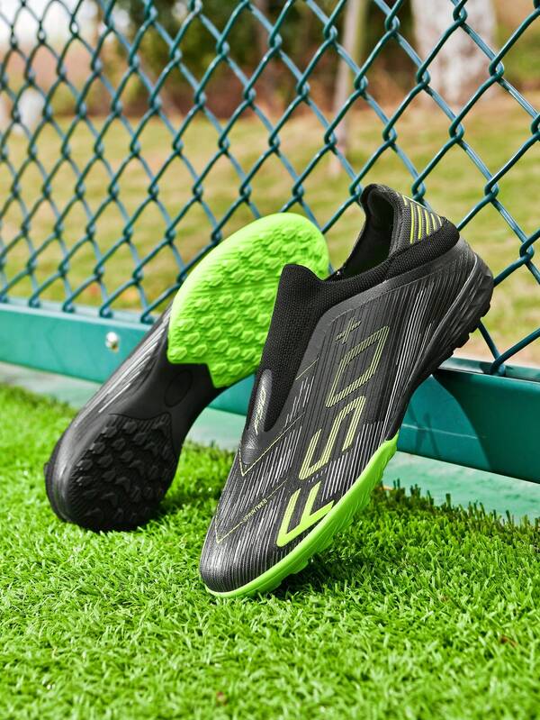 Nuevos zapatos de fútbol para hombre antideslizantes para futsal interior, botas de fútbol para césped, zapatillas de alta calidad, botas altas de exterior, gran