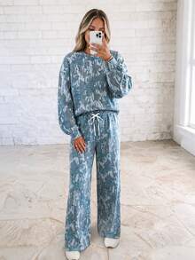 Acelitt Women's Leaf Pattern Camouflage Print Crew Neck Cuffed Sweatshirt + Drawstring Wide Leg Casual Set, Suitable For Spring And Autumn, Elegant - Multicolor - View 1