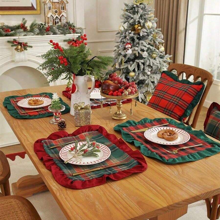 1/2/4pcs Christmas Plaid Dual-Tone Velvet Fabric Ruffle Edge Napkins, Suitable For Christmas Holidays And Home Decor - Multicolor - View 1