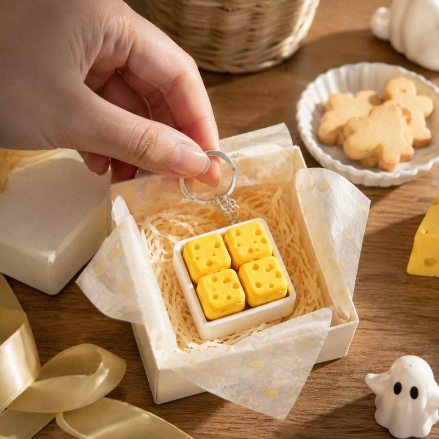 1pc Cute Cheese Clicker Keychain, Crispy Press Sound Decompression Toy, Portable Fidget Pendant For Office Desktop & Bag Decoration