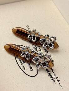 2PCS Niche Design Metal Flower Transparent Hair Clips, Non-Damaging Bangs Clips, Sweet & Cool Style Side Clips For Girls - Multicolor - View 6