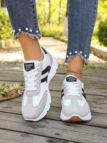 Sodalemon Women Stripe Color‑Block Retro Jogger Sneakers, Patchwork Low‑Top Lace‑Up Lightweight Casual Trainers - Black - View 3