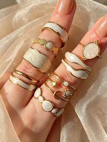 8pcs Fashion Elegant Star Moon Sun Ring Set, Asymmetrical Exaggerated Geometric Pattern Stackable Accessories Jewelry For Women, Suitable For Daily Wear, Date, Party, Versatile Matching, Perfect Gift For Birthday, Female Friends, Halloween, Christmas - Drip Oil Star and Moon Ring Set - View 2