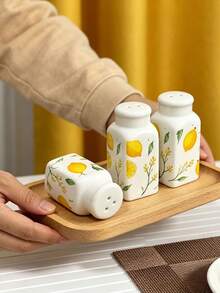 2pcs/4pcs Cute Lemon Ceramic Seasoning Bottles, Fresh Pastoral Style Square Small Seasoning Bottles, Highly Attractive Tabletop Condiment Bottles, Home Salt/Pepper/Sugar/Sprinkle Bottles, Housewarming Gift - Multicolor - View 3