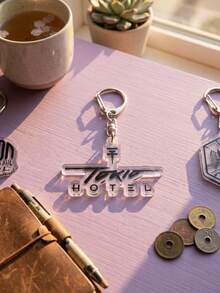 1 peça/6 peças Chaveiro Chibi Y2K Tokio Hotel, Pingente Vintage da Banda de Rock Bill & Tom Kaulitz, Charm de Bolsa Estilo Decadente dos Anos 2000, Edição para Fãs - Multicolorido - Visão 10