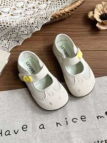 Girls' Mesh Princess Shoes With Cartoon Hook And Loop Soft Sole - Beige - View 2