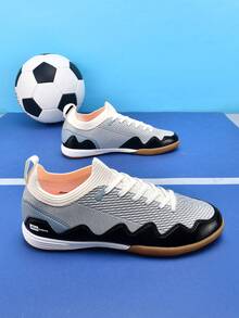 1 Pair Unisex Football Shoes, Low-Top Indoor Flat Sole Sports Shoes, Lightweight High-Performance Professional Futsal Boots For Match And Training, Campus Style - Black Silver - View 7