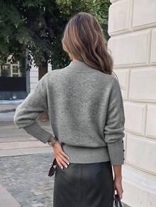 Sweater Rajut Wanita Warna Abu-abu Musim Gugur, Kerah Tinggi, Detail Kancing di Depan, Hem Bergaris, Atasan Kasual Lengan Panjang untuk Beraktivitas di Luar Ruangan - Grey - View 2