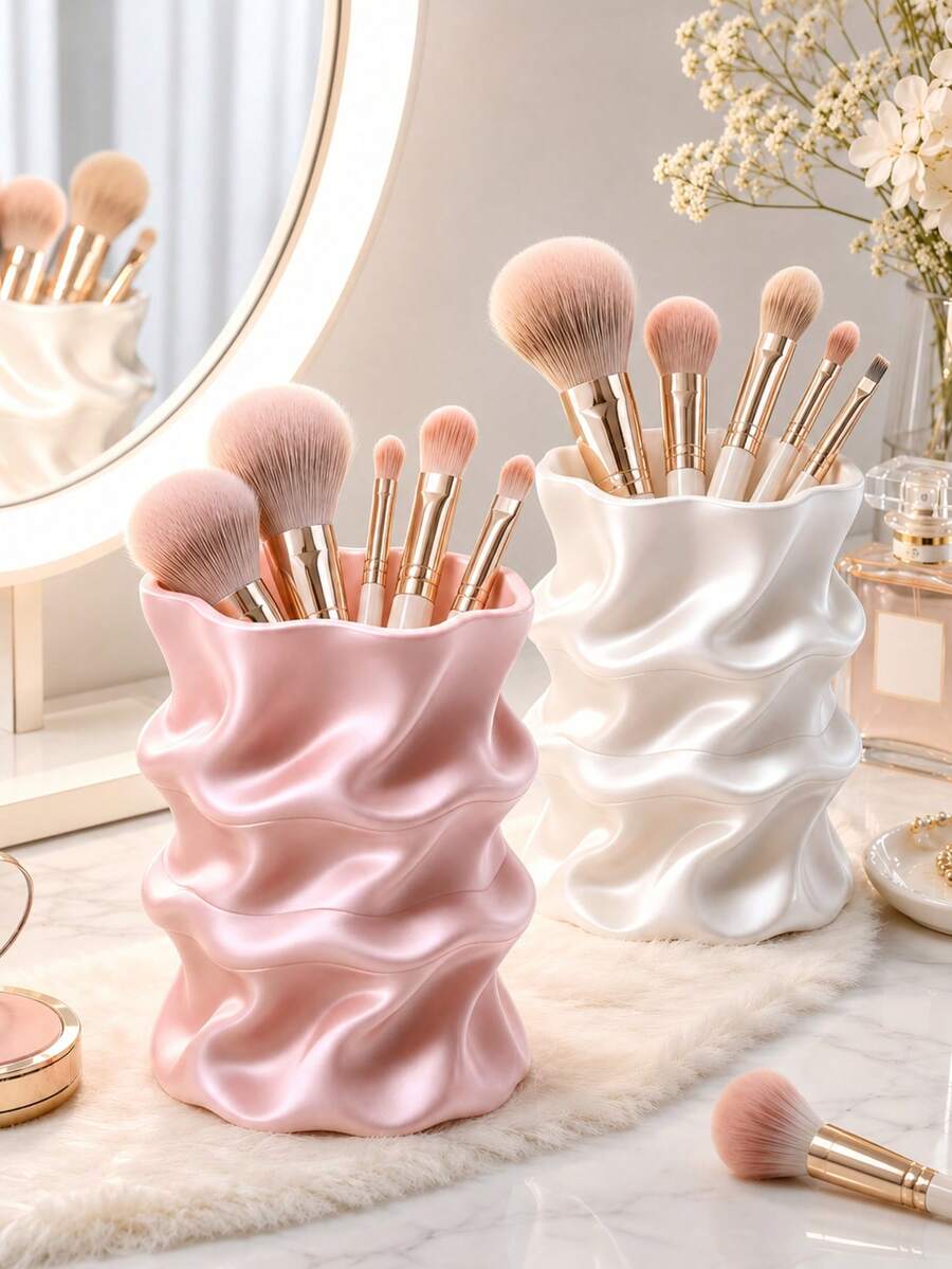 1 buah Tempat Kuas Makeup Bergelombang, Organizer Kuas Makeup, Wadah Penyimpanan Meja Rias, Penyimpanan Meja, Penyimpanan Meja Kamar Mandi, Rak Alat Makeup, Dekorasi Kamar Tidur, Dekorasi Rumah Modern, Penyimpanan Meja Kantor, Hadiah, Aksesori Meja Belajar, Pernikahan, Perjalanan - MultiWarna - View 1