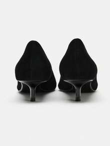 2026 New Plus Size Women's Pointed Toe V-Neck Thin Low Heel Slip-On Elegant Low Vamp Pumps - Black - View 6