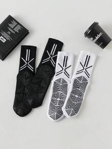 1/3/6 Pairs Men's Towel Sole Silicone Anti-Slip Mid-Calf Socks, Breathable Comfortable Sports Socks For Running, Basketball, Football, Professional Training And Competition - Black and White - View 5