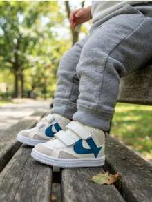 PANAM Kids Sneakers - White - View 1
