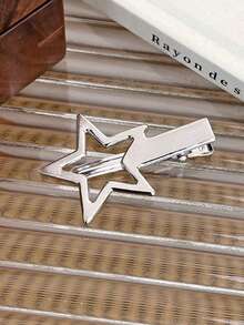 2pcs Women's Star Metal Bangs Clips, Casual Short Hair Hair Clips, Date Side Clips, Five-Point Star Pair Clips, Simple Versatile Star Hair Clips For Women Side Bangs Clip - Silver - View 3