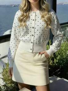 Damen Polka Dot Jacquard Langarm Rundhals einreihige Strickjacke eleganter Vintage Stil weiß kurz lässig Herbst Winter Top - Weiss - Übersicht 5