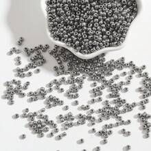 Manik-manik Kaca Logam 2mm 1800 buah, Manik-manik Kerajinan Kecil, Manik-manik Spacer Kecil, Cocok untuk Pembuatan Perhiasan, Gelang DIY, Kalung, dan Kerajinan Lainnya - 2mm-1800 buah - View 12