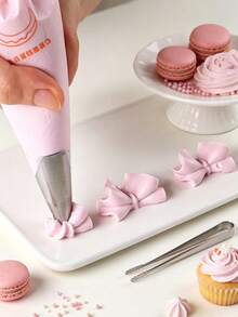 4pcs Stainless Steel Piping Tips Set, Bowknot, Leaf And Lily Flower Shaped Piping Nozzles, DIY Cake Decoration Tools, Suitable For Home And Bakery Use - Silver - View 1