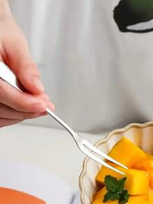 1pc Strawberry Huller - Multi-Functional Stainless Steel Strawberry Stem Remover, Pineapple Eye Remover, Fruit And Vegetable Stem Remover, Easy To Operate And Labor-Saving, Quickly Removes Strawberry Stems, Easily Process Ingredients, Practical Kitchen Tool. - Seed Remover - View 11