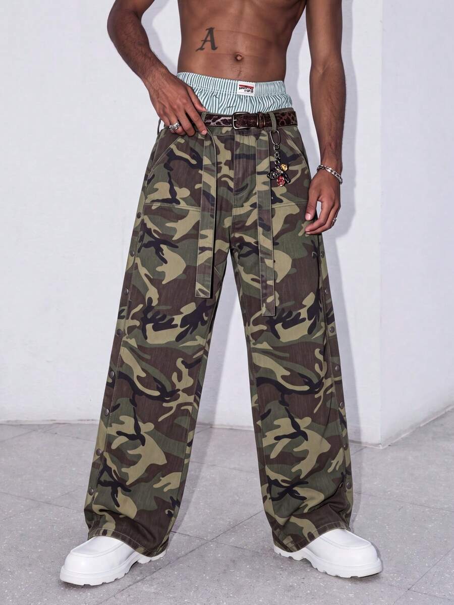 Men's Jungle Camo Cargo Pants, Functional Punk Side Metal Snap Buttons, Built-In Belt, Loose Straight Leg Y2K Long Pants - Army Green - View 1