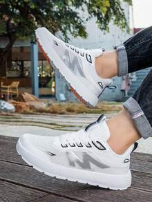 1 Pair Men's Lightweight Breathable Shock-Absorbing Wide Toe Box Casual Sports Shoes, Anti-Slip Wide Fit - White - View 5