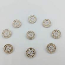 10pcs/2.2cm Fashion Personalized Minimalist White Heart-Shaped Rhinestone Plastic Buttons With Gold Base, Luxury European Style High-End Vintage Heart Buttons For Handmade Sewing, DIY Decoration For Clothes, Bags, Hats, Coats, Sweaters, Pants, Shirts - 10pcs/2.2cm White Heart Buttons - View 6