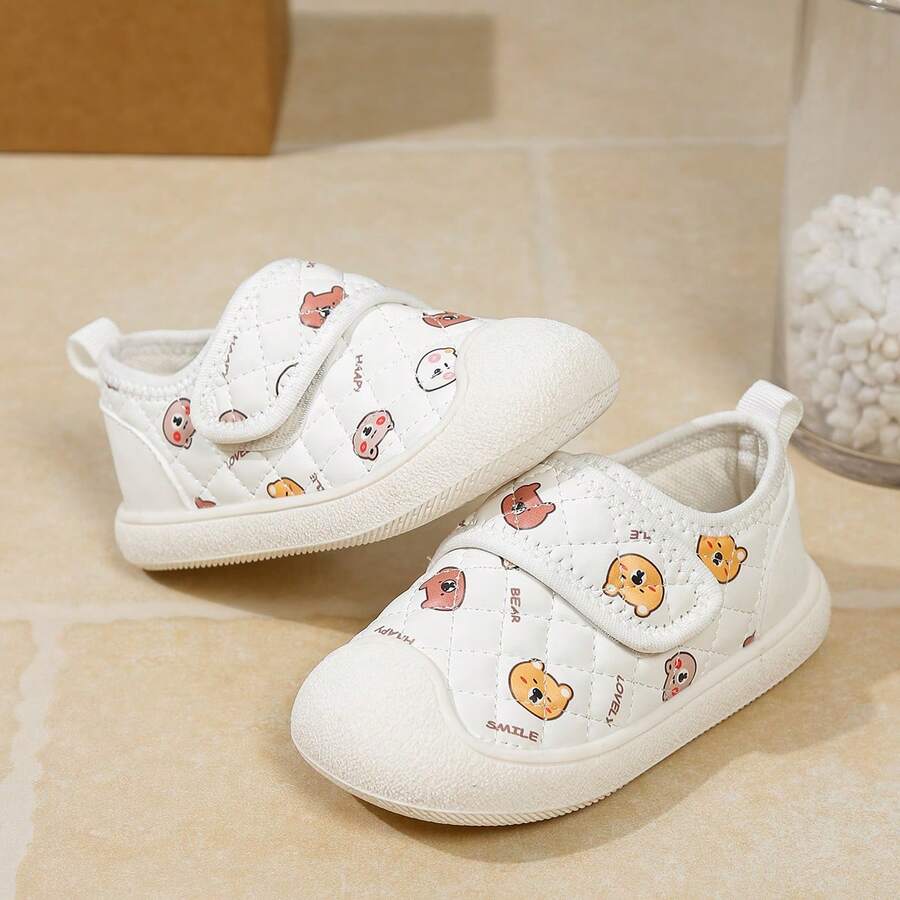 Infant White Cartoon Bear Walking Shoes Quilted Diamond Pattern Hook & Loop Closed Toe Anti-Collision Baby Casual Shoes - White - View 1