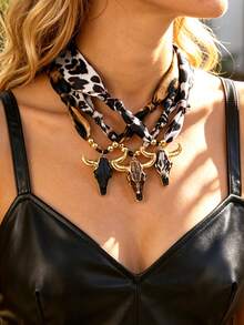 1pc Western Cowboy Vintage Creative Fashion Elegant Exquisite Luxurious Minimalist Personalized Exaggerated Bull Head Pendant Leopard Print Silk Scarf Fabric Necklace Jewelry Gift For Women Sisters Couples Ball Evening Party Ceremony, Suitable For Daily Wear Dating Party Holiday Gift Commuting Christmas Halloween - Multicolor - View 3