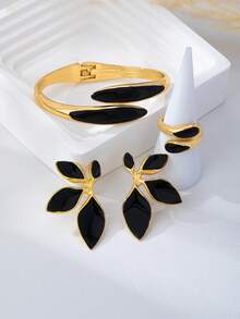 4pcs/Set Fashion Minimalist Exquisite Gold And Artificial Oil White Floral Geometric Water Drop Line Shape Bracelet Ring Earrings Jewelry Set, Suitable For Women, Thick Smooth Metal And Zinc Alloy Material Bracelet Ring Earrings - White - View 18