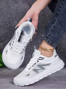 1 Pair Women's Lightweight Non-Slip Breathable Wide Toe Box Shock Absorbing Casual Sports Shoes - White - View 6