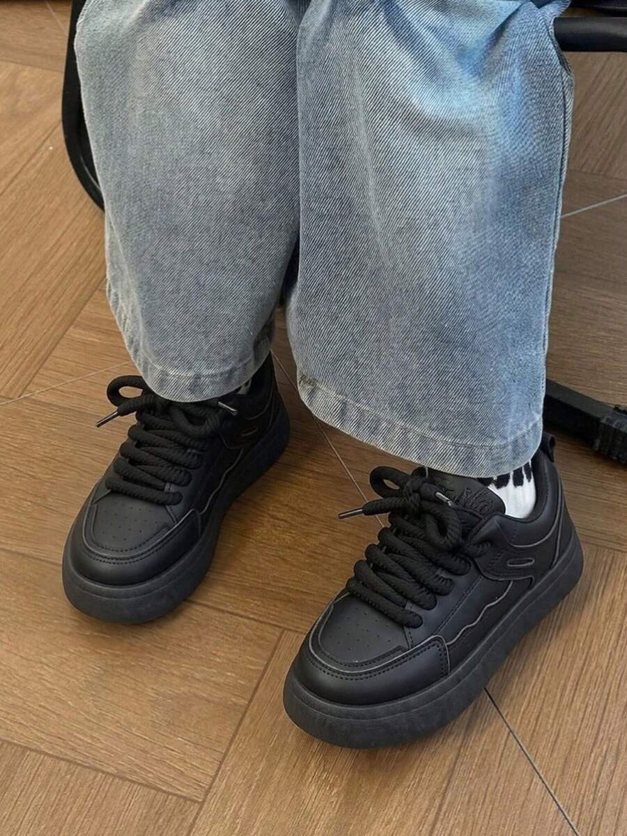1雙兒童厚底休閒滑板鞋，粗鞋帶，波浪縫線設計，透氣防滑，軟底，百搭日常運動鞋 - 黑色 - 查看 1