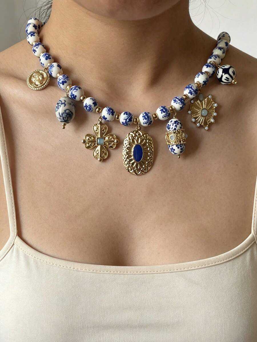 Ins Luxury Vintage Palace Style Versatile Personalized Blue And White Porcelain Color Pendant Necklace - Multicolor - View 1