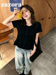 修身短版圓領短袖T恤，荷葉邊下擺日系復古女款上衣，休閒風 - 黑色 - 查看 3