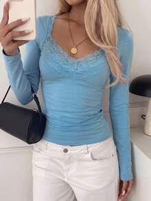SCARLUX Autumn Y2K Women's Basic Lace Patchwork V-Neck Long Sleeve Top, Slim Fit T-Shirt, Suitable For Back To School Season Casual Daily Wear - Blue - View 5