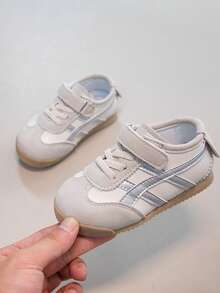 Giày leo núi cho bé trai phối màu vàng nâu, đế dày chống trượt, giày thể thao outdoor sneaker - Bạc - Xem 2