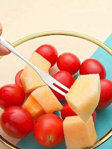 1pc Strawberry Huller - Multi-Functional Stainless Steel Strawberry Stem Remover, Pineapple Eye Remover, Fruit And Vegetable Stem Remover, Easy To Operate And Labor-Saving, Quickly Removes Strawberry Stems, Easily Process Ingredients, Practical Kitchen Tool. - Seed Remover - View 9